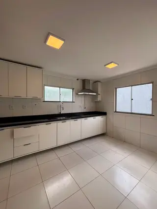 Casa à Venda em Lauro de Freitas - Buraquinho - foto 4